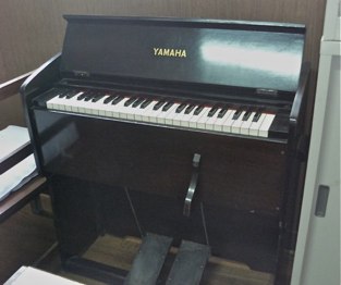 大正時代 オルガン ロゴはダイマル ヤマハ | 仕事の歴史 - パイプオルガン
